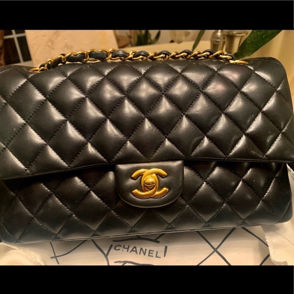CHANEL Medium Flap Lambskin